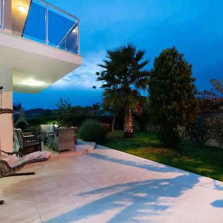 Valley 6, 4 Bedroom, Private Arge Pool, Near Aquapark * フェティエ