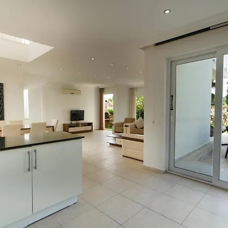 Valley 6, 4 Bedroom, Private Arge Pool, Near Aquapark ヴィラ *