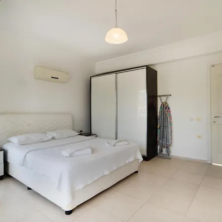 ヴィラ Valley 6, 4 Bedroom, Private Arge Pool, Near Aquapark *
