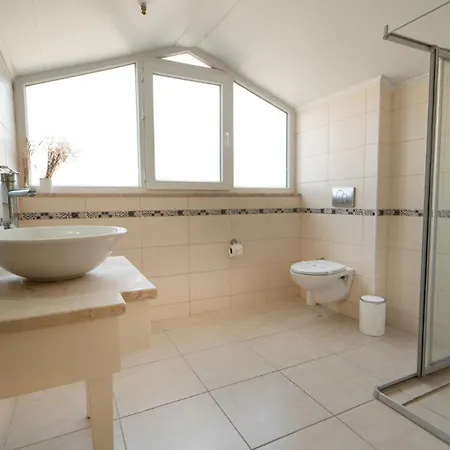 ヴィラ Valley 6, 4 Bedroom, Private Arge Pool, Near Aquapark *