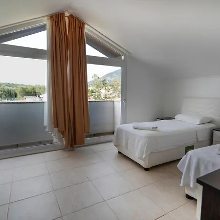 Vila Valley 6, 4 Bedroom, Private Arge Pool, Near Aquapark Fethiye